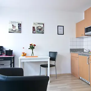 Apartamento In Zentraler Lage, Colonia