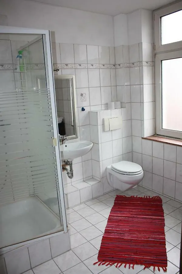 Guest house Gunstige Zimmer - Simple Rooms Cologne Germany